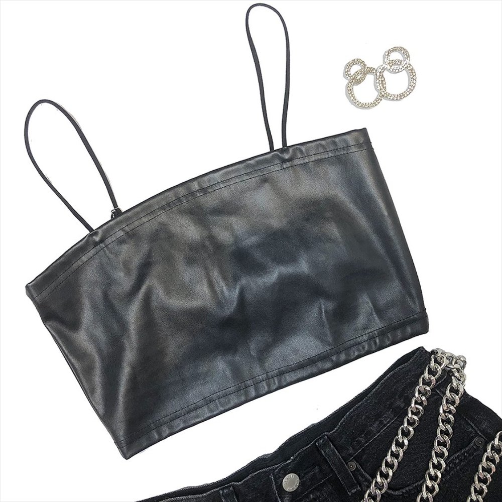 3/30 🖤 faux leather crop cami top | nwot